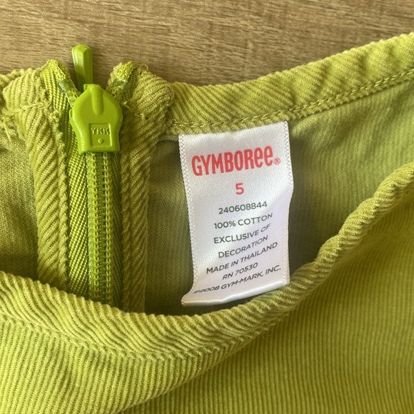 Size 5 green with hearts top - Picture 2 of 5